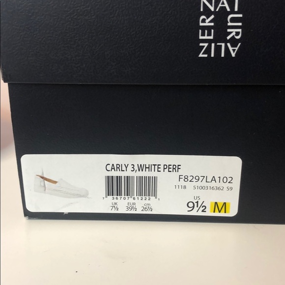 Naturalizer Carly 3 white perforated slip on - Picture 7 of 8